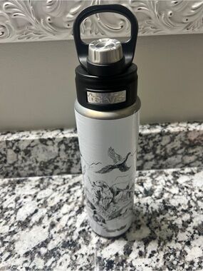 tervis White and Black Wildlife Stainless Steel Water Bottle